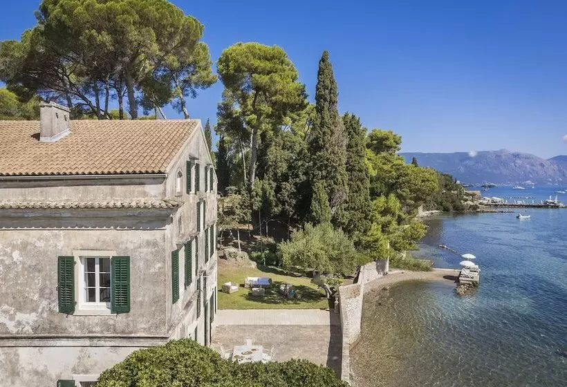 تختخواب و صبحانه Villa Posillipo