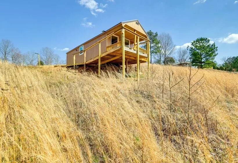 Cozy Decatur Cabin W/ Views ~ 1 Mi To Riverfront!