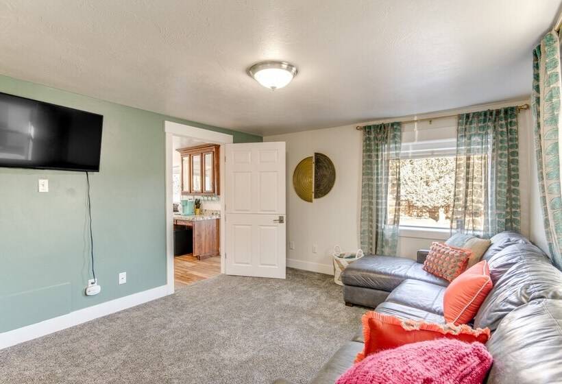 Cozy & Pet Friendly Rexburg Home W/ Fenced Yard!