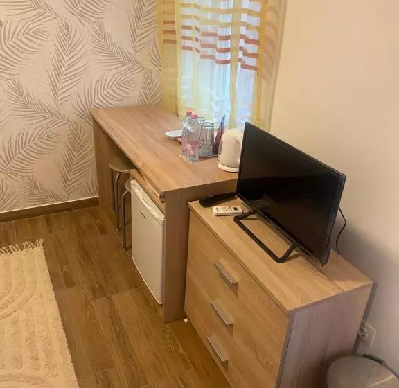 カプセルホテル Beugró Lak