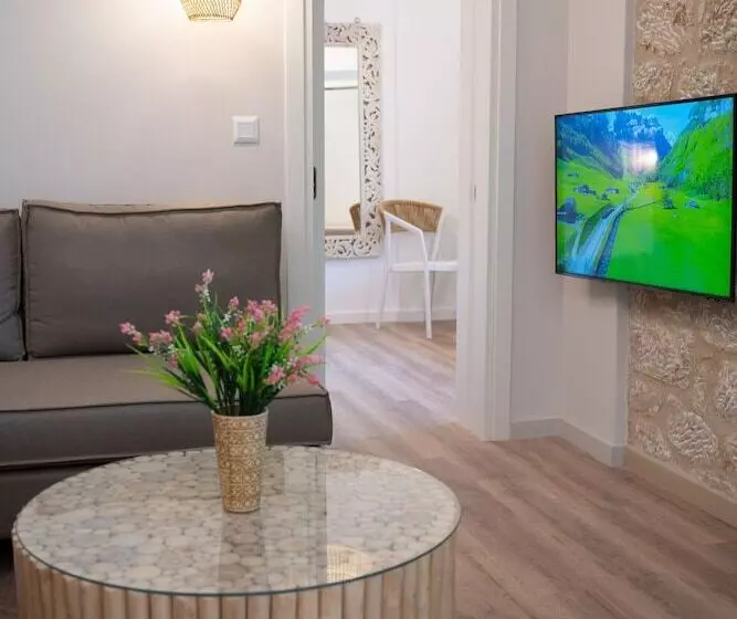 Hotelli Olvio Suites