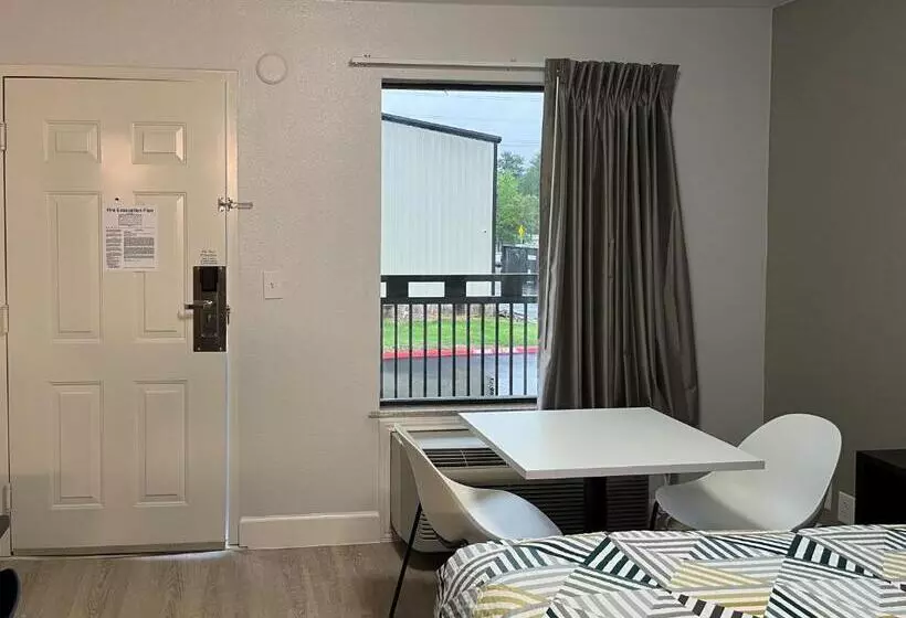 Hotelli Studio 6 Conroe, Tx