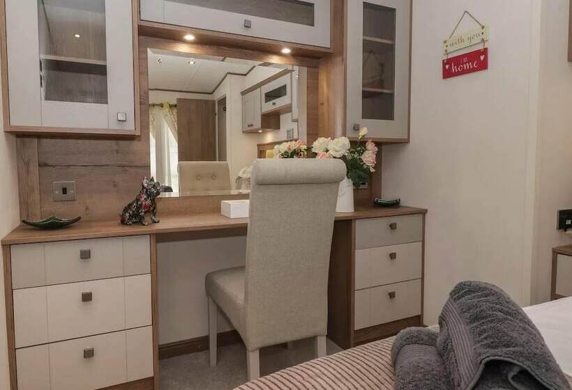 호텔 Whispering Willows 2 Bed Lodge In Scarborough