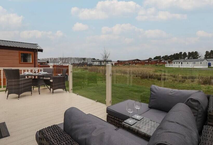 호텔 Whispering Willows 2 Bed Lodge In Scarborough