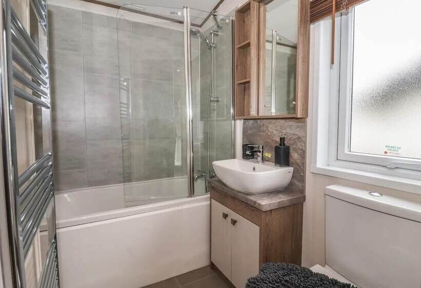 호텔 Whispering Willows 2 Bed Lodge In Scarborough