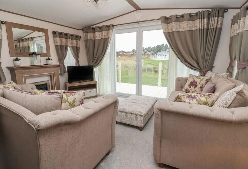 호텔 Whispering Willows 2 Bed Lodge In Scarborough