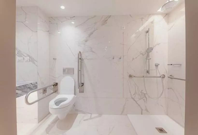 Legacy Hotel Cascais