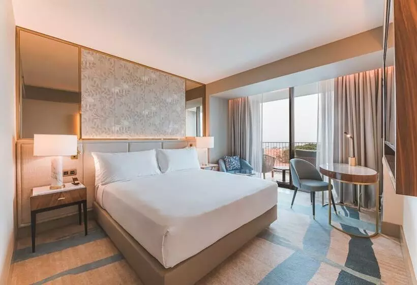 Legacy Hotel Cascais