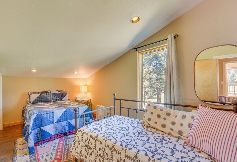 Mountain View Angel Fire Cabin: 1 Mi To Ski Resort