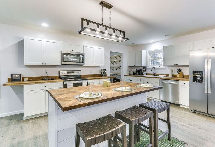 Mt Jackson Home W/ Hot Tub ~ 2 Mi To Bryce Resort!