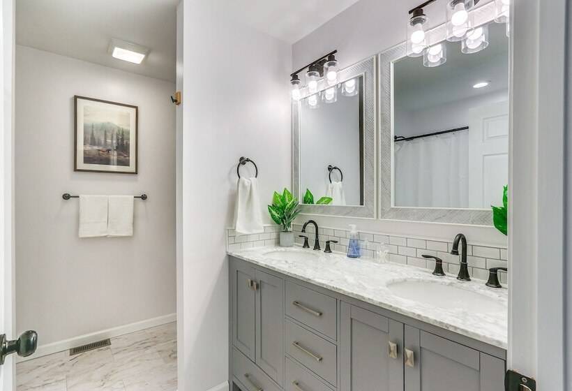 Mt Jackson Home W/ Hot Tub ~ 2 Mi To Bryce Resort!