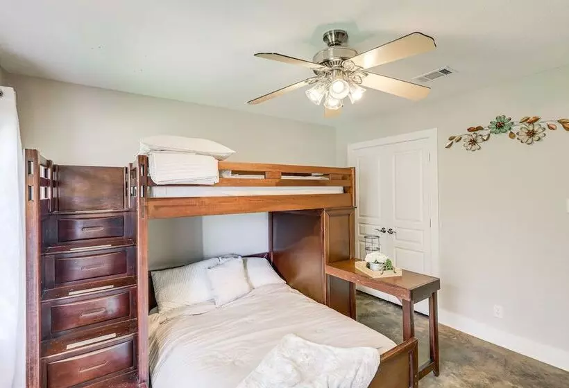 5 Mi To Belton Lake: Peaceful Home W/ Hot Tub
