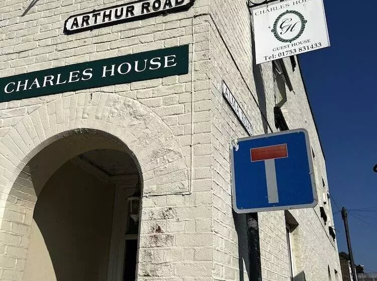 ペンション Charles House Windsor Castle 5min Walk