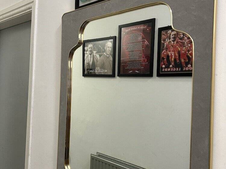 Пансион Quirky Oasis Anfield