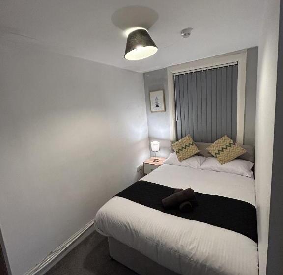 Пансион Quirky Oasis Anfield