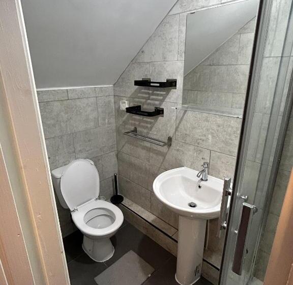 Пансион Quirky Oasis Anfield