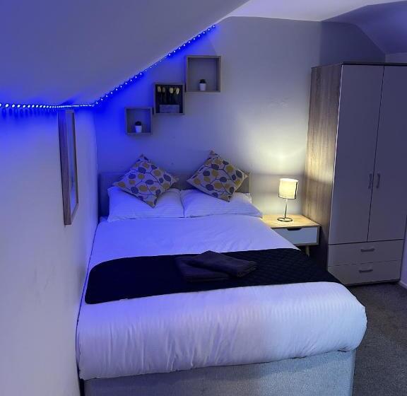 Пансион Quirky Oasis Anfield