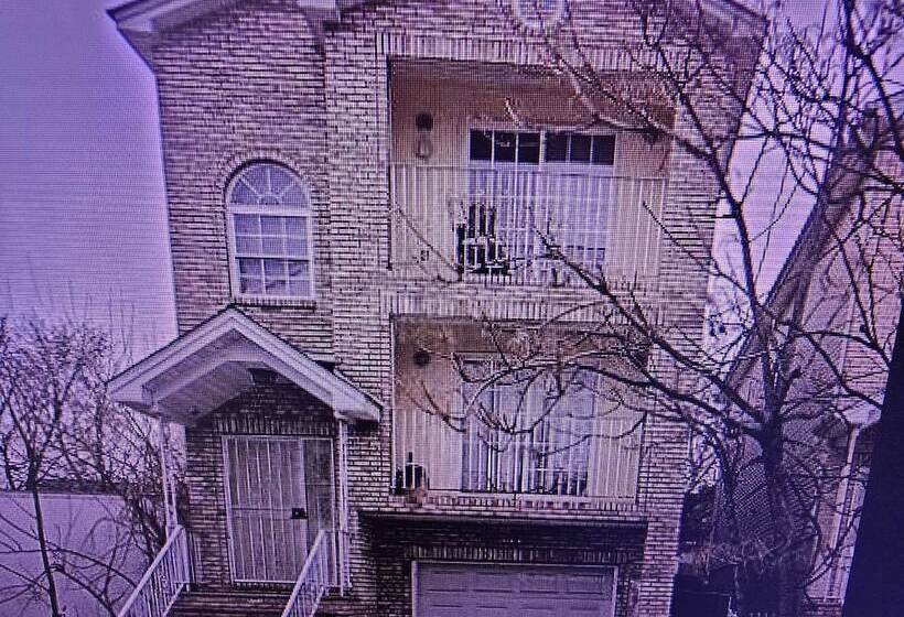 پانسیون Room E Divine Villa 5mins To Ewr