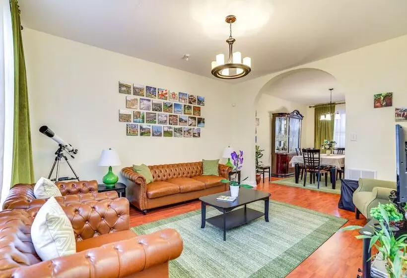 Pet Friendly Tobyhanna Escape Near Hiking & Skiing