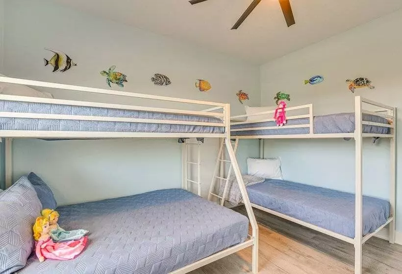 Port Bolivar Beach House W/ Oceanfront Views!