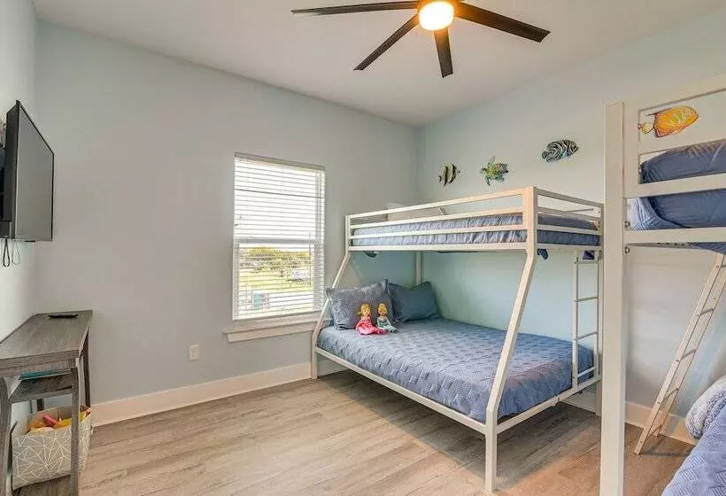 Port Bolivar Beach House W/ Oceanfront Views!