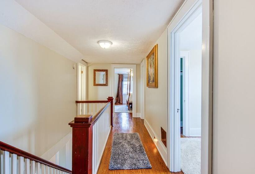 St Petersburg Cottage W/ Porch, 2 Mi To Foxburg!