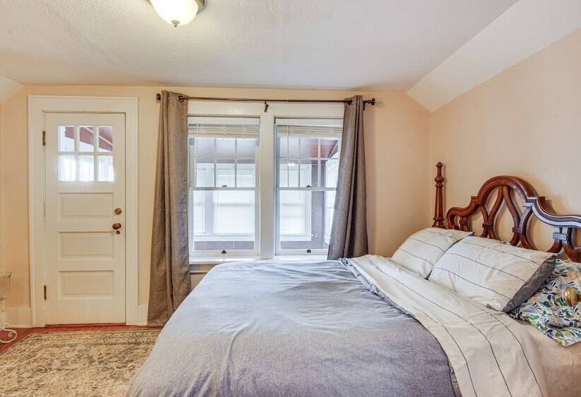 St Petersburg Cottage W/ Porch, 2 Mi To Foxburg!