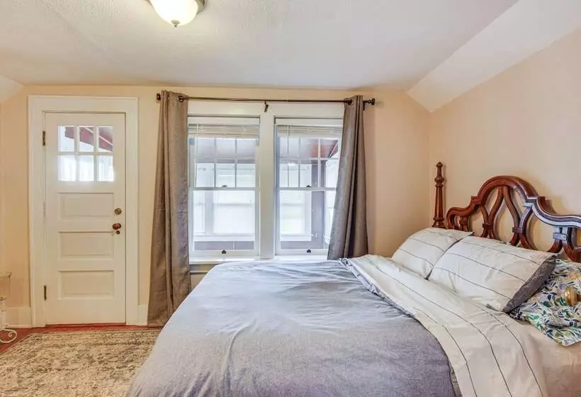 St Petersburg Cottage W/ Porch, 2 Mi To Foxburg!