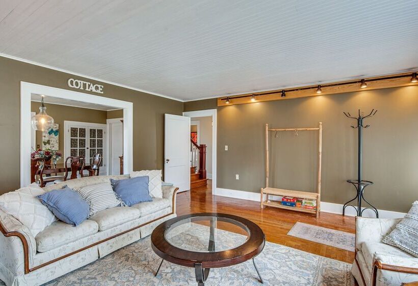 St Petersburg Cottage W/ Porch, 2 Mi To Foxburg!