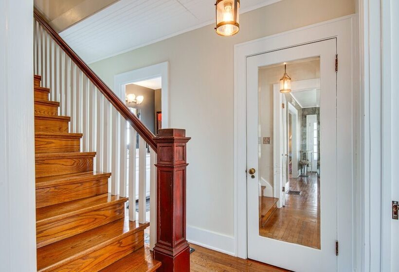 St Petersburg Cottage W/ Porch, 2 Mi To Foxburg!