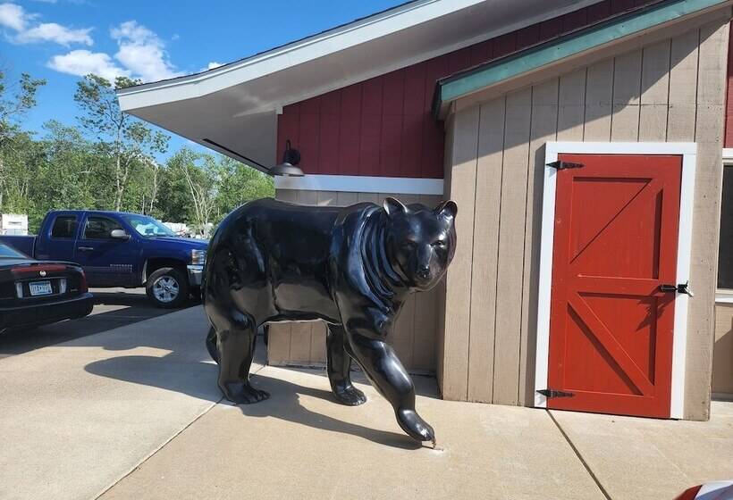 Trails Inn Quadna Mountain Motel & Rv Park