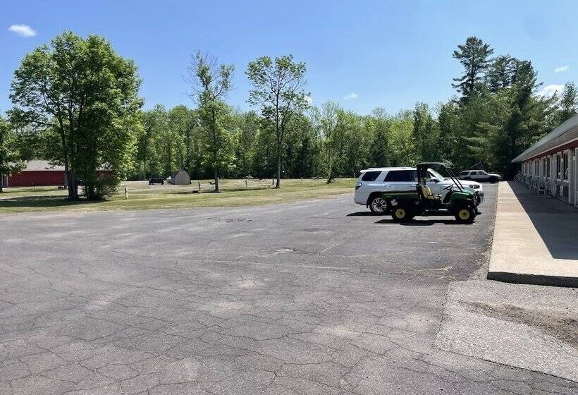 Trails Inn Quadna Mountain Motel & Rv Park