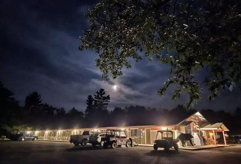 Trails Inn Quadna Mountain Motel & Rv Park