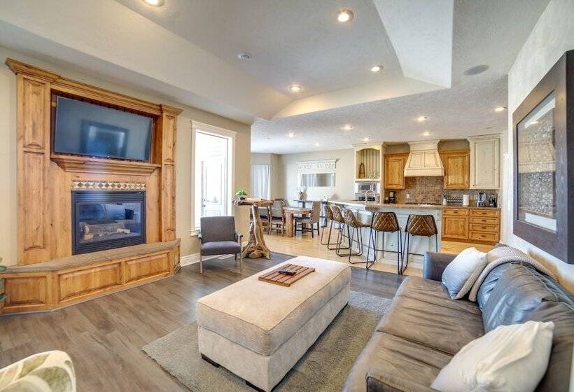 Rigby Home W/ Game Room & Fire Pit