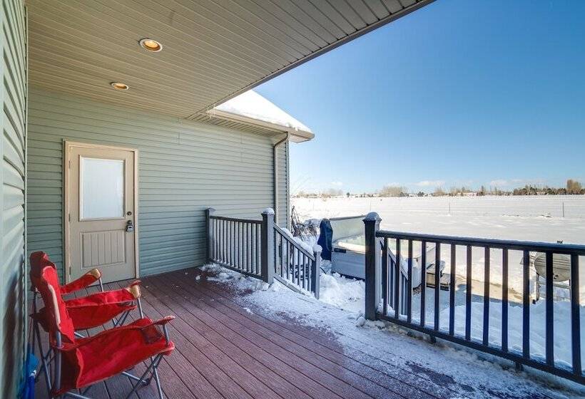 Rigby Home W/ Game Room & Fire Pit