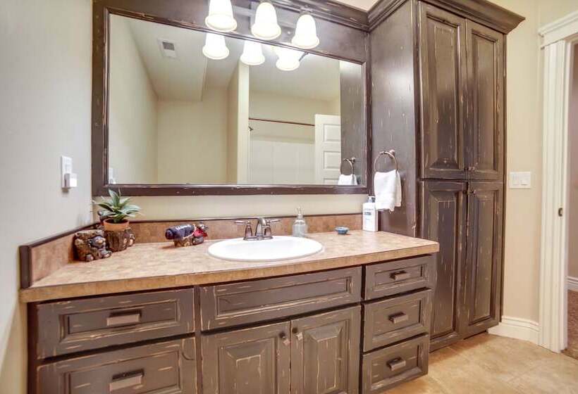 Rigby Home W/ Game Room & Fire Pit