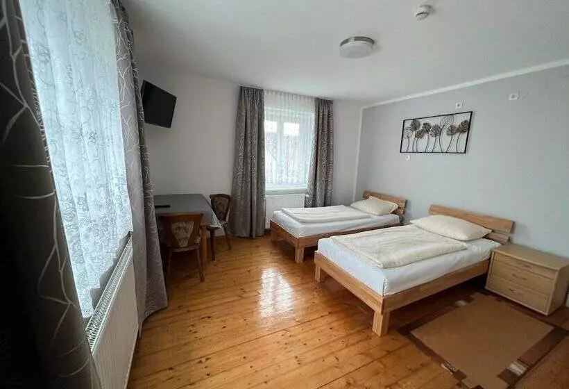 هاستل Wg Haus