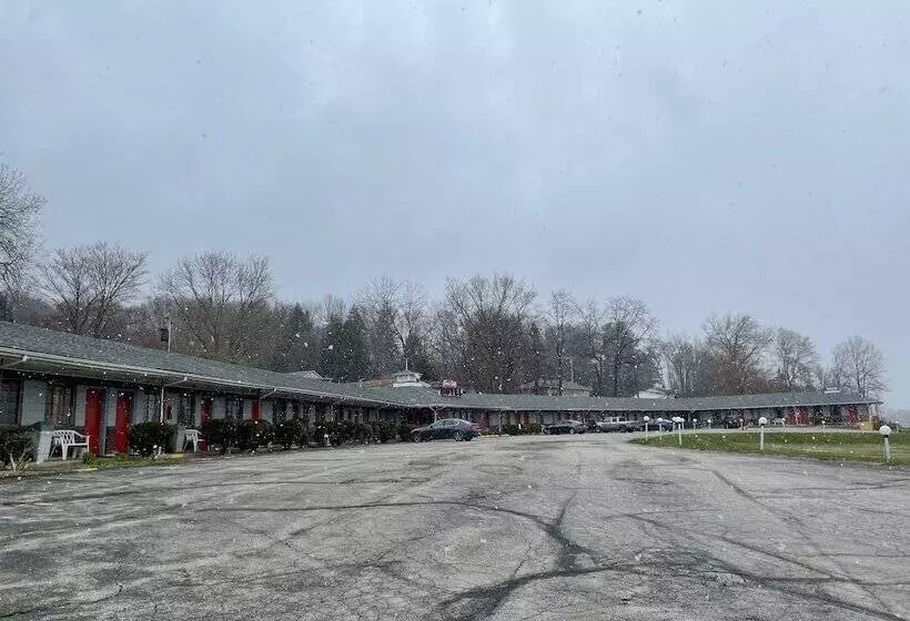 Beaver Falls Motel
