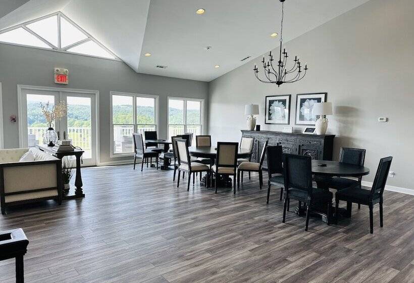 ベッドアンドブレックファースト Lilly Valley Inn