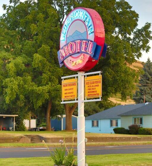 Blue Mountain Motel