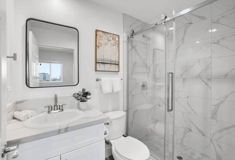 Downtown Delight By Avantstay 10min To Staples