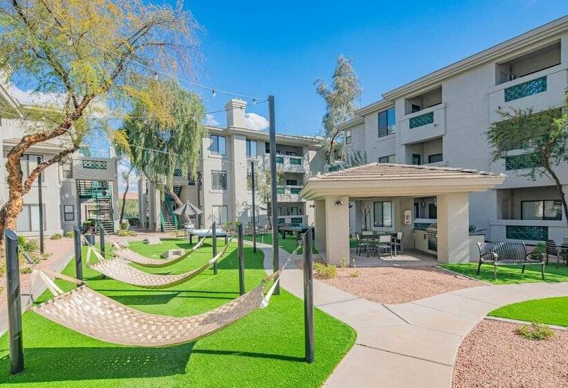 Golf View Oasis: Serenity + Tranquility + Walkability 244