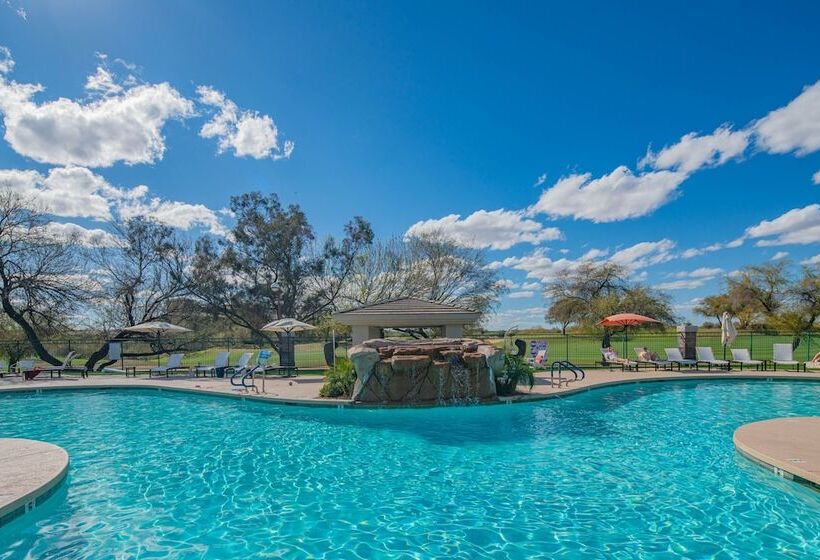 Golf View Oasis: Serenity + Tranquility + Walkability 244