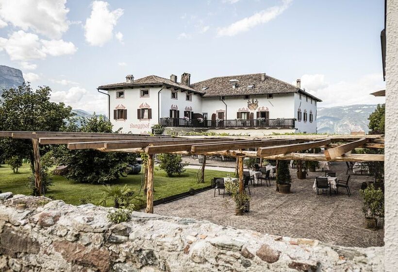 فندق Ansitz Rungghof