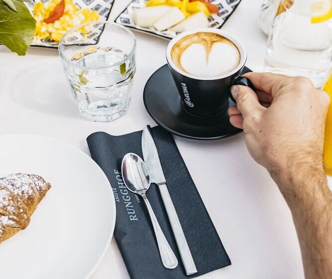 فندق Ansitz Rungghof