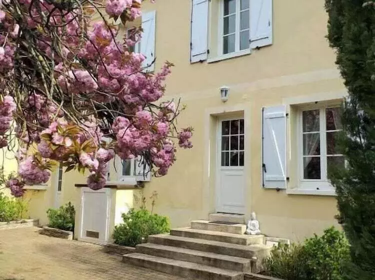 Hotelli La Maison Coco à 8min De Disneyland Paris