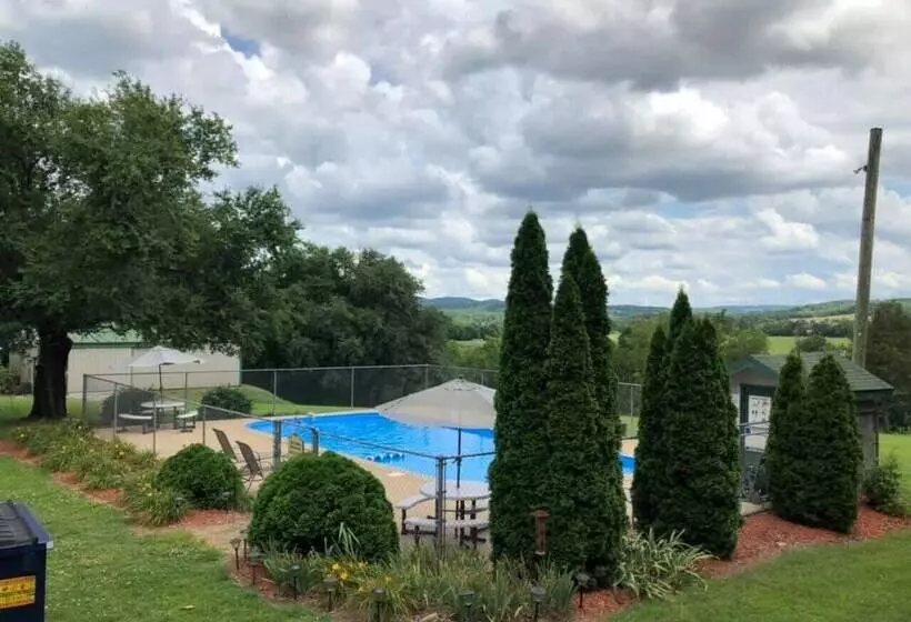 Hotelli Carlton Marion Inn