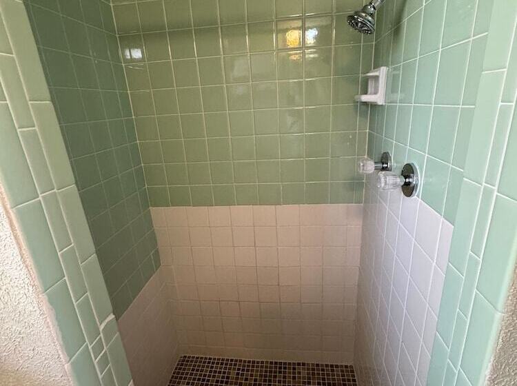 فندق Carlton Marion Inn