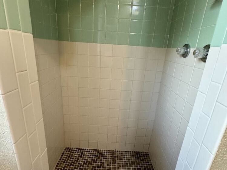 فندق Carlton Marion Inn