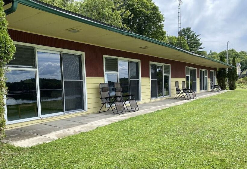 Отель Kenney Rideau